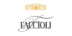 Enzo Faccioli, Italie
